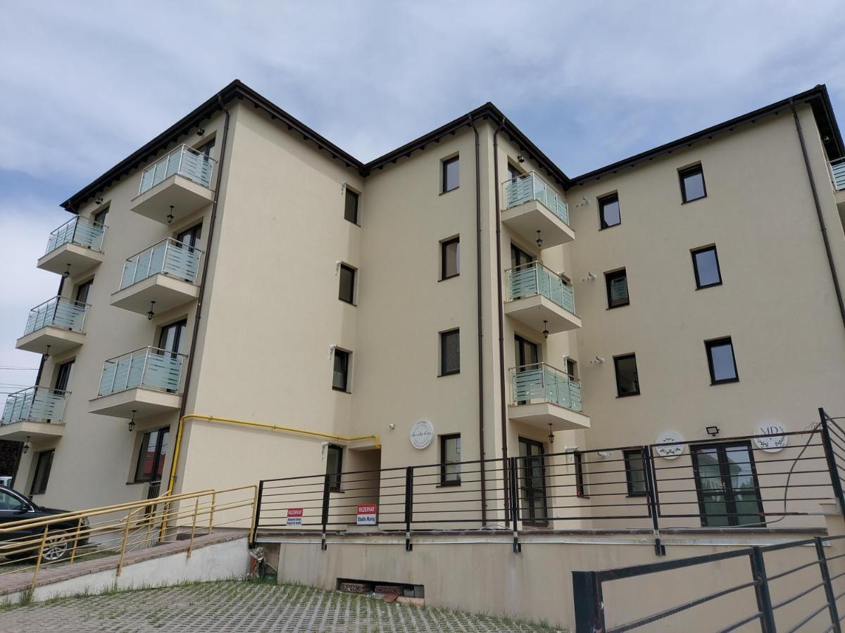 Bya Brown Lägenhet Valea Lupului  Exteriör bild